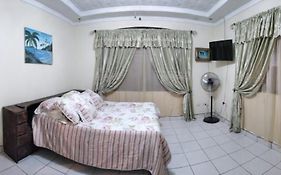 Alexander b&b